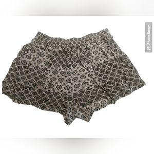 Joe B Shorts Black and White Size Medium